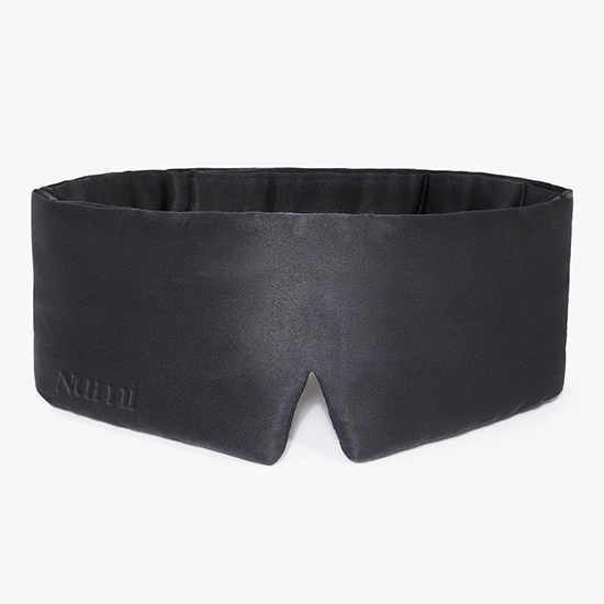 Numi ™ - 100% Silk Nomi mask enriched in June silver and hyaluronic acid