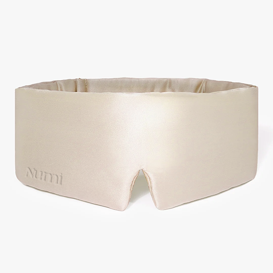 Numi ™ - 100% Silk Nomi mask enriched in June silver and hyaluronic acid